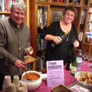 Bokhandlarparet Stefan och Diana i Laholm