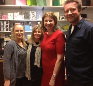 Bokhandeln i Höganäs - fin personal som hade fixat med snittar och bubbel