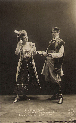 Else Frölich and Ingolf Schanche in The Merry Widow