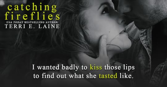  photo CF-Kiss_zpsj5rbwwmx.png