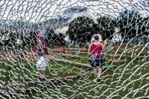 glass-676127_1920