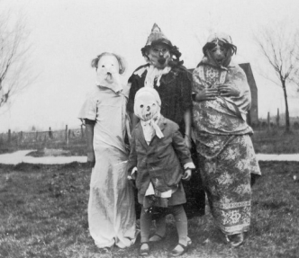 costume-4