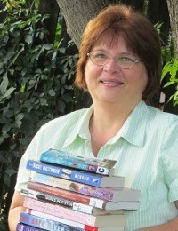 aaadonna-img_6534-juggling-the-books-smaller