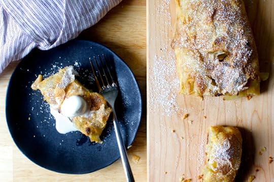 apple-strudel-apfelstrudel