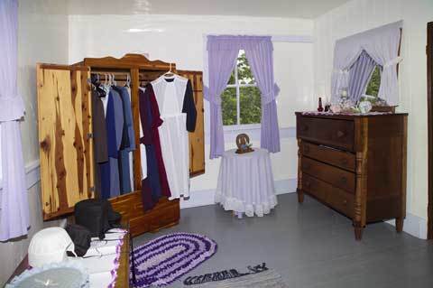 Amish Woman's Chamber