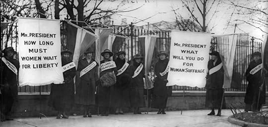 Suffragists outside the White House
