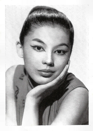 France Nuyen