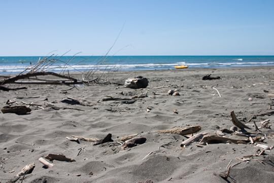 Peka Peka beach, pic by Aiden on Flickr, CC lic.jpg