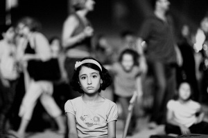 alone_in_the_crowd_by_yasir82