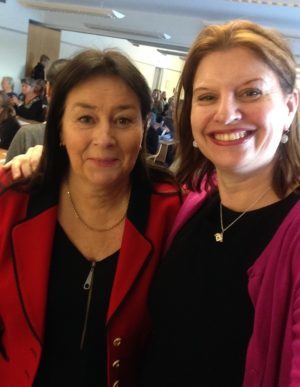 Anna Jansson och jag ledde skrivskolan. Christina Stielli blev akut sjuk men vi hade INGA problem med att prata oavbrutet, haha.