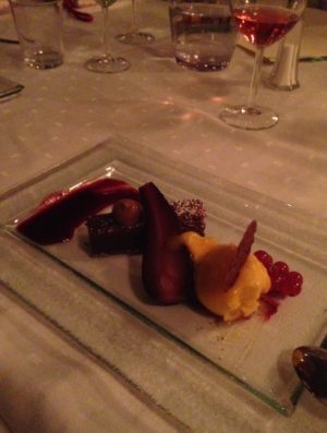 Och vi fick desserter - ofta, nom nom.