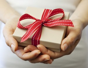 gift-istock_000018117668large