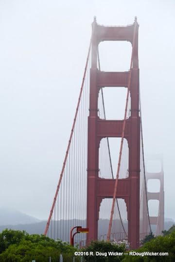 Golden Gate in Mist