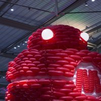 Airigami's 3,000-balloon Makey robot, complete with light-up eyes, is taking shape!