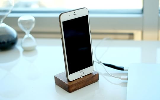 Studioneat iPhone Dock