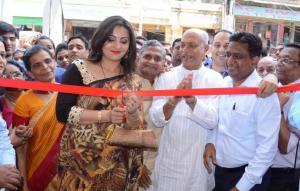 Angoorlata Deka, Batadroba, Assam, Uttarakhand, Arthashastra, Kautilya, R. Shamasastry, Sahitya Akademi, Adi Shankaracharya, Bhagavad Gita, Mudrarakshasa, Feature films in Sanskrit, Mattur, Hosahalii, Karnataka, Chandragupta Maurya, Punyakoti, Valmiki’s Ramayana, Angkor Wat, Cambodia, Bhasha, Devanagari, Sandhi, Samasa, Kalidasa, Malavikagnimitram, Abhijanashakuntalam, Meghadutam, Rig Veda, Namami, Sharada, Kashmir, Paishachi, Brihatkatha, Buddhist, Jain, Ayurveda, Charaka, Sures Chandra Banerji, Muslims o