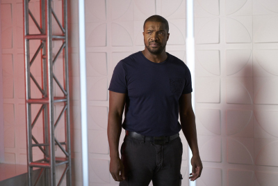 darkmatter2-eps209-d2-rm-194