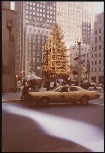 rockefellercentertree1972c2010-11-8796