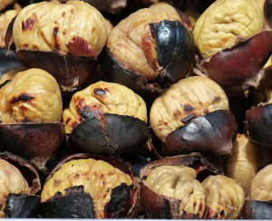 chestnuts-789518_960_720