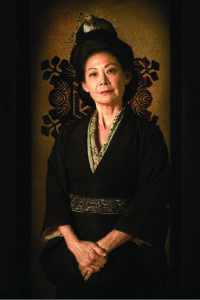 dm212g_empress_royalportrait_fnl