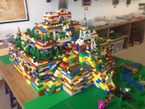 LEGO SUMERIAN ZIGGURAT