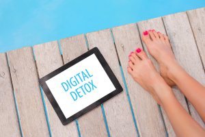4 Signs You Need to Power Down for a Tech Detox by Dianna Booher