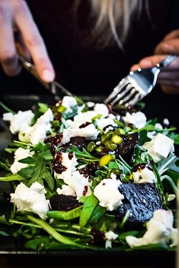 merilin-taimre-paljas-porgand-review-restoran-tervislik-mahe-öko-vegan-falafelid-salat-grill-lõuna-õhtu-söök-buffee-vapiano-lantsh-arvustus