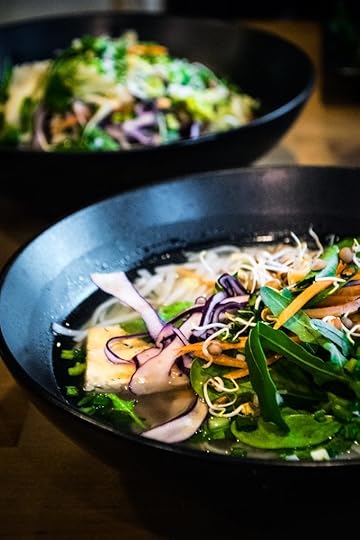 merilin-taimre-paljas-porgand-review-restoran-tervislik-mahe-öko-vegan-falafelid-salat-grill-lõuna-õhtu-söök-buffee-vapiano-lantsh-arvustus