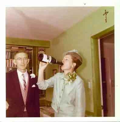 vintage_champagne_guzzling-1-708546