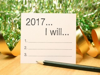 2017 goals list with gold decoration