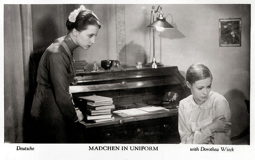 Dorothea Wieck and Hertha Thiele in Mädchen in Uniform (1931)