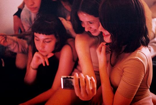 Petra Collins, from the series Selfie, 2013-2016 © the artist