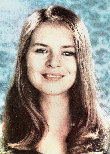 Teresa Ann Savoy (1955-2017)