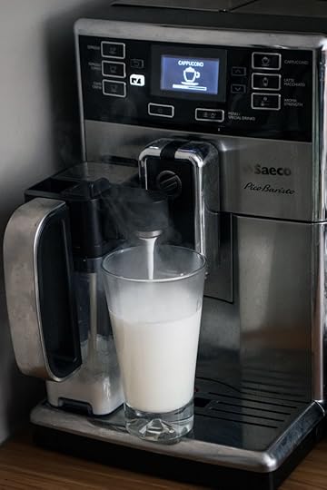 eksperiment-saeco-kohv-espresso-piimavahustaja-masin-soja-mandli-latte-lehma-piim-merilin-taimre-paljas-porgand-toidu-blogi