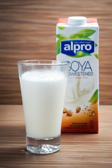 eksperiment-saeco-kohv-espresso-piimavahustaja-masin-soja-mandli-latte-lehma-piim-merilin-taimre-paljas-porgand-toidu-blogi
