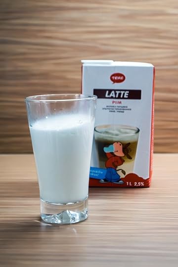 eksperiment-saeco-kohv-espresso-piimavahustaja-masin-soja-mandli-latte-lehma-piim-merilin-taimre-paljas-porgand-toidu-blogi