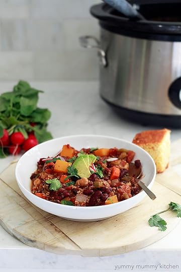easy vegetarian slow cooker chili with beans, quinoa, and butternut squash