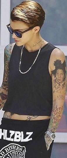 I want to look like this: 