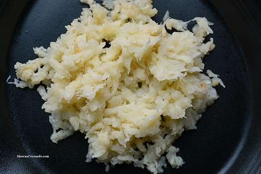 paleo cauliflower rice cooked