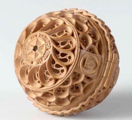 prayer-nut