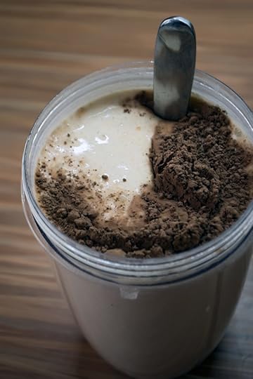 merilin-taimre-paljas-porgand-retsept-smuuti-küpsis-jäätis-dieet-toit-tervislik-lihtne-kiire-maitsev-vegan-toor-paleo-banaan-valk-proteiin-pulber-kakao-köögivili-puuvili-nutribullet-magicbullet