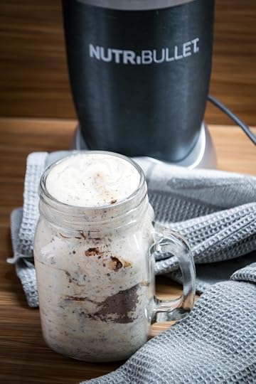 merilin-taimre-paljas-porgand-retsept-smuuti-küpsis-jäätis-dieet-toit-tervislik-lihtne-kiire-maitsev-vegan-toor-paleo-banaan-valk-proteiin-pulber-kakao-köögivili-puuvili-nutribullet-magicbullet