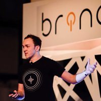 Brinq-on-stage-opener