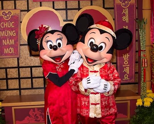 Disneyland-Lunar-New-Year-Mickey-Minnie-01202017