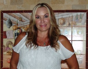 Carrie Modeling for Book 092