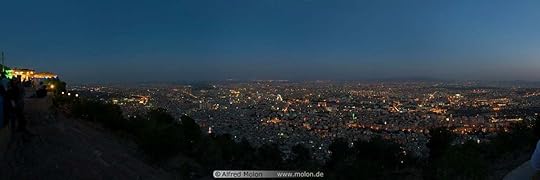 01 Panoramic view of Damascus at night