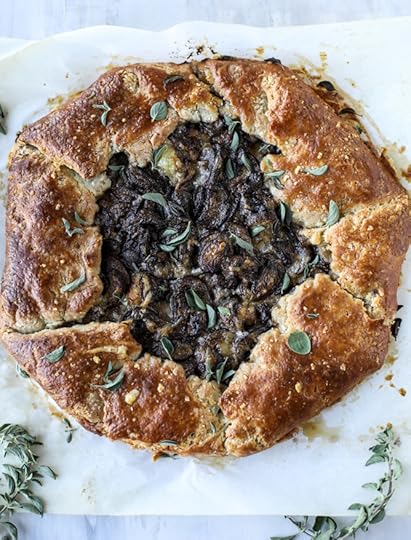portobello mushroom galette with gruyere thyme crust I howsweeteats.com 