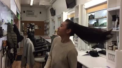 ellen-flips-out