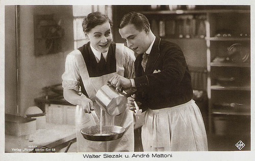Walter Slezak and André Mattoni in Die gefundene Braut (1925)