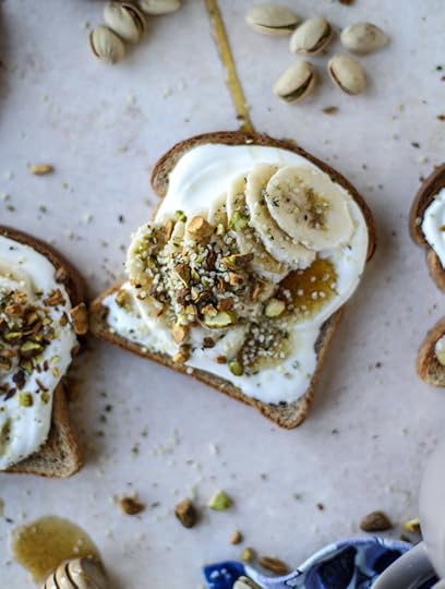 vanilla ricotta banana toast with pistachios I howsweeteats.com